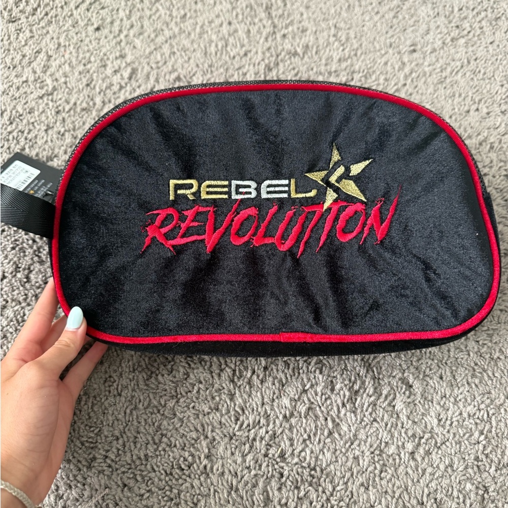 Rebel black and red shoe case brand new